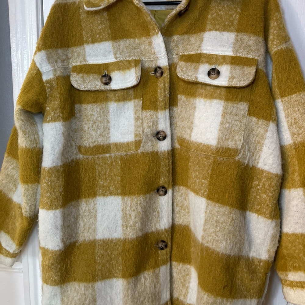 Universal Threads Target Yellow Plaid Sherpa Jack… - image 6